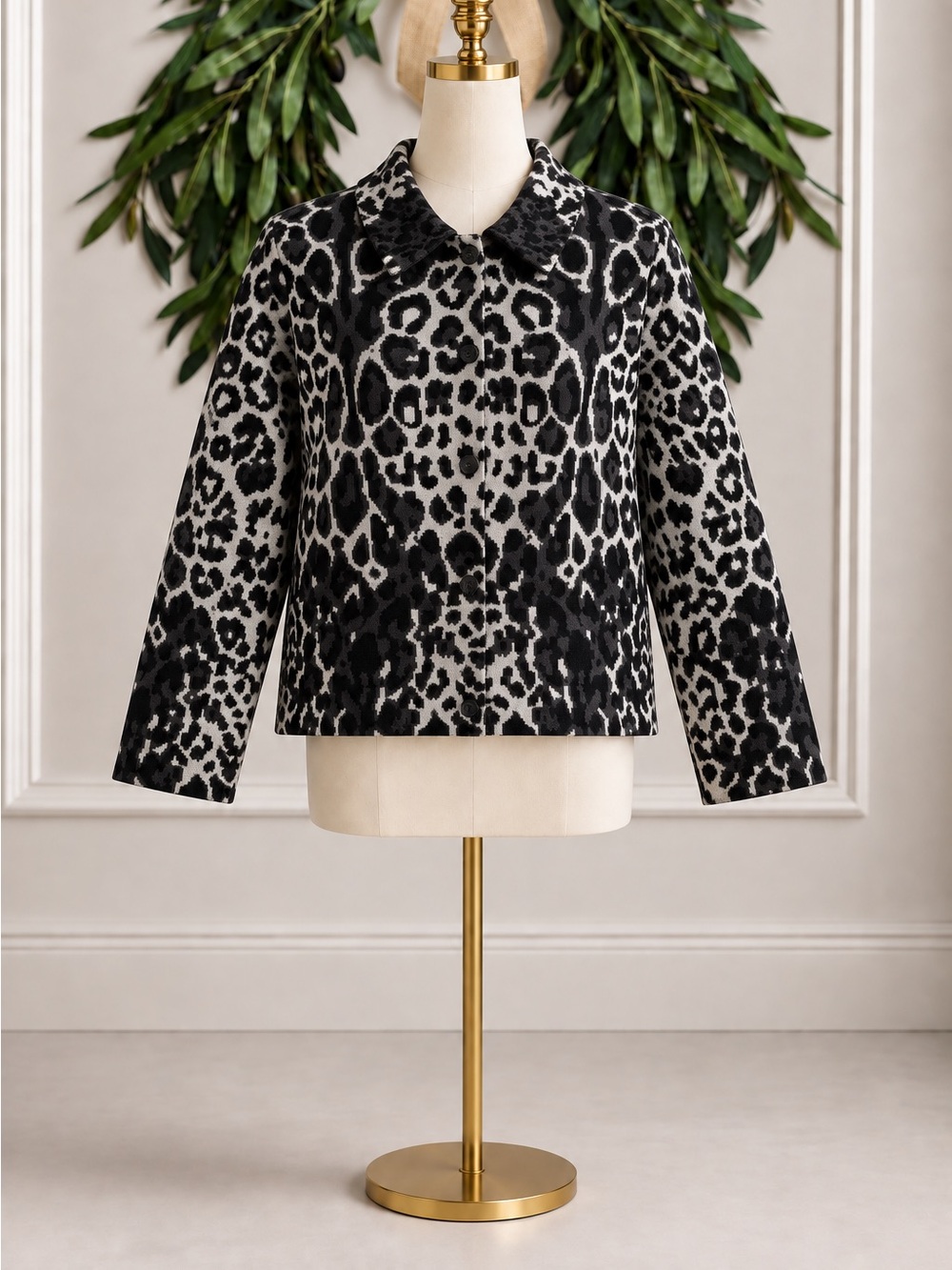 Sioni Black Gray Leopard Animal Print Collared Cardigan Sweater Size Large Chic